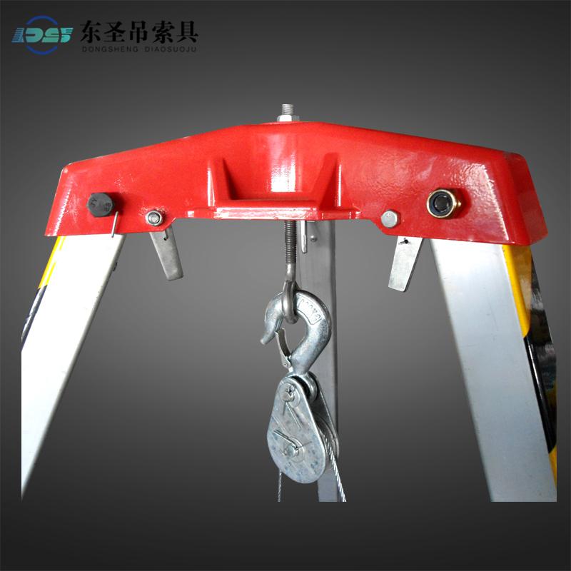 在救援三腳架上一些特殊的零部件可以進行調節